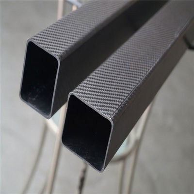 Tubes carrées en fibre de carbone haute résistance 3K de qualité supérieure Finition lisse